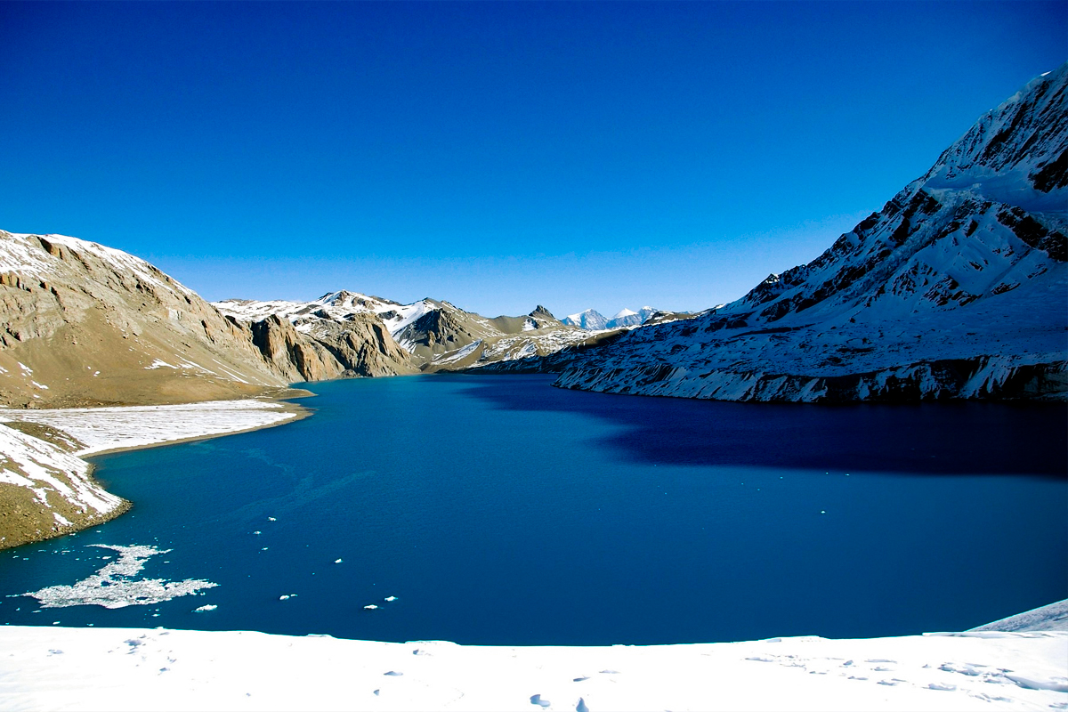 Tilicho Lake Trek during Autumn
